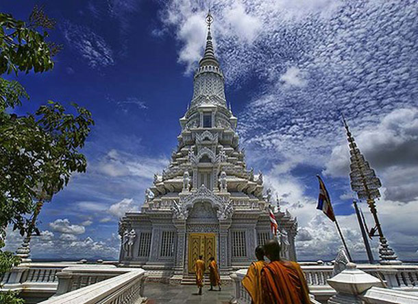 L’Urn d’Or et les Reliques Bouddha de Oudong ont été Volés