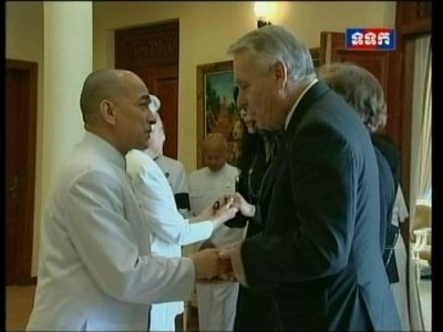 Le Premier Ministre Jean-Marc Ayrault rencontre le Roi N.Sihamoni 03-02-2013